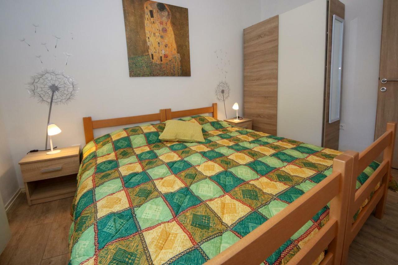 Apartment Polic Шибеник Экстерьер фото