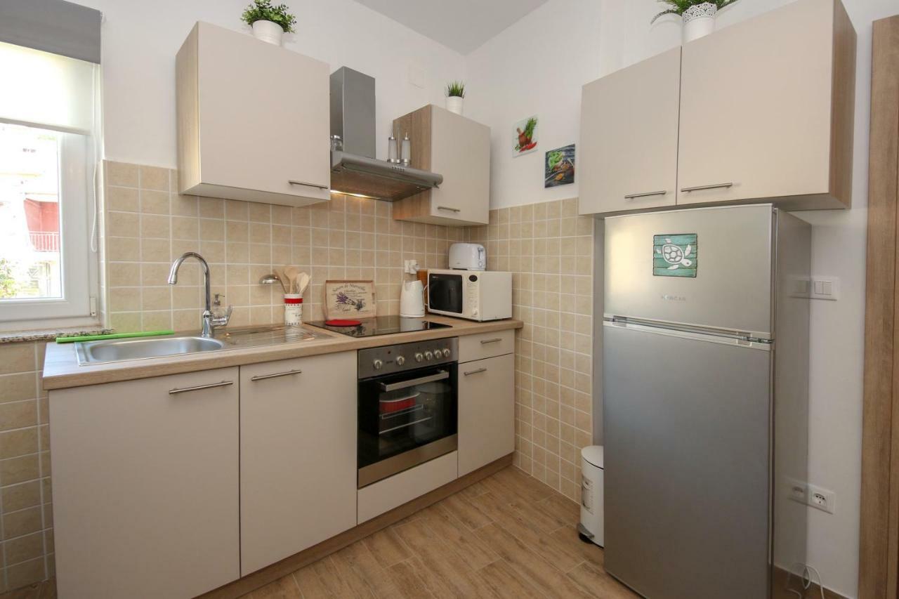 Apartment Polic Шибеник Экстерьер фото