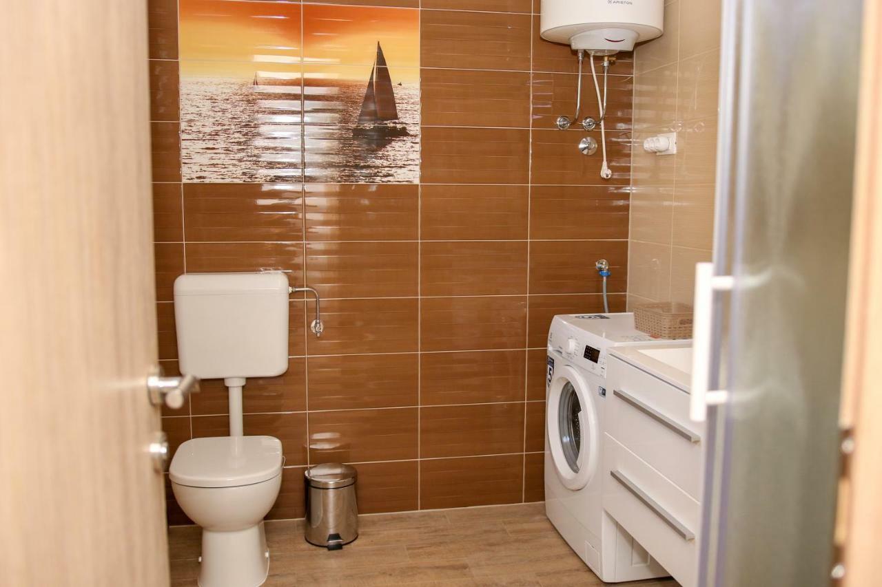 Apartment Polic Шибеник Экстерьер фото